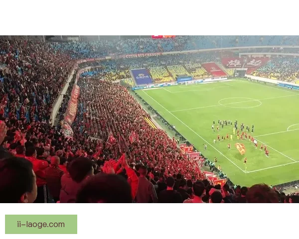 中超首轮爆冷 成都蓉城主场五球狂胜深圳新鹏城震撼开局